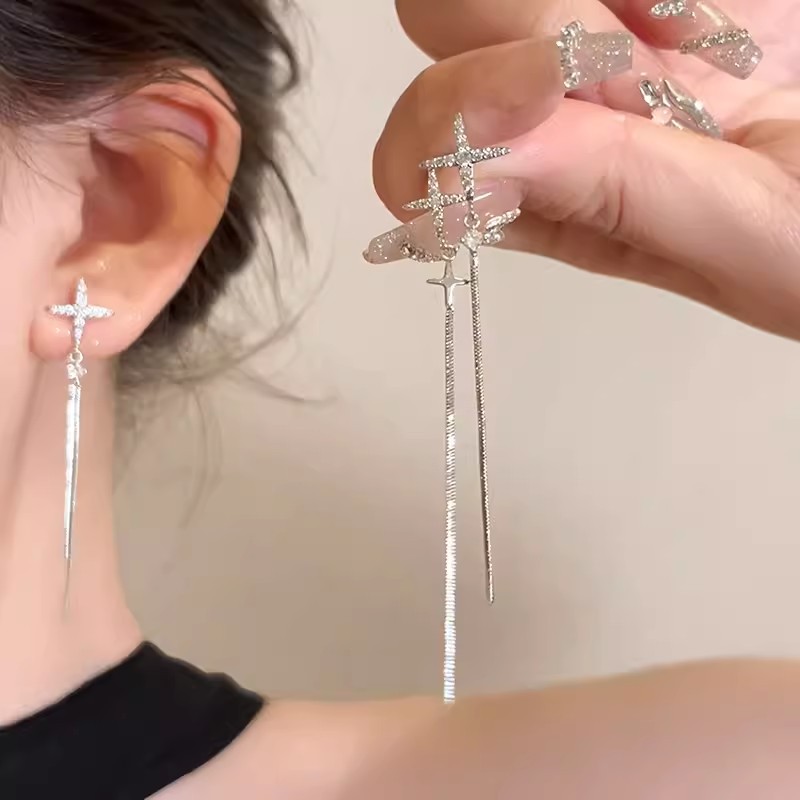Irregular cross star Zircon tassel earrings for women, long and elegant 2024 new bestseller silver needle earrings Application Scenario