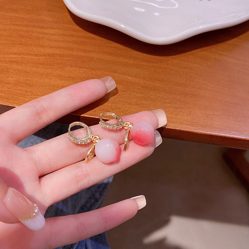S925 Silver Needle, super Sweet and ethereal peach earrings, women's fashionable, niche and high-end style, exquisite micro-inset stud earrings full figure