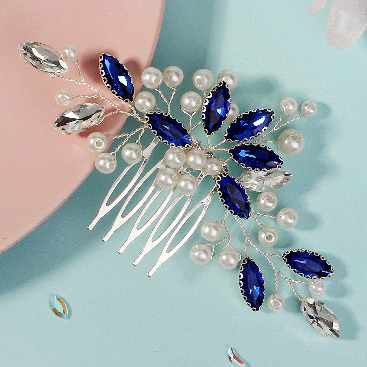 New ancient-style Hanfu hair accessories, handcrafted water diamond and pearl hairpins and combs for brides in European and American weddings details Picture