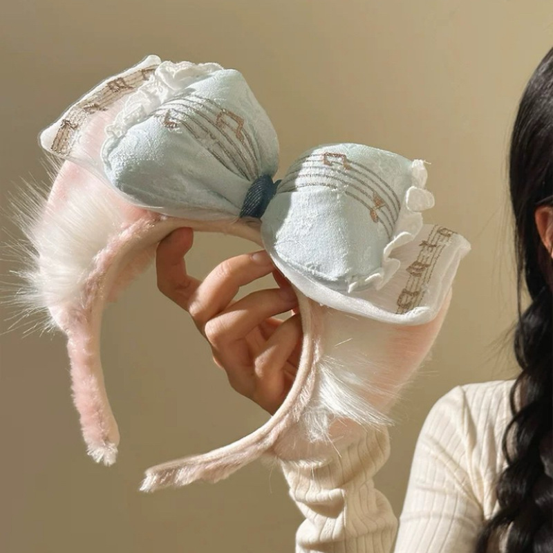 The 2025 new bow Belle hairband for women's tall hair clip on the top of the head, worn outside for taking photos, washing the face and pressing hair, is a headwear accessory details Picture