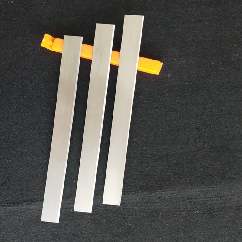 Wholesale long strip blades, food dicing machine blades, carbon steel strip blades, slicing machine blades, slitting machine blades, die-cutting blades Application Scenario