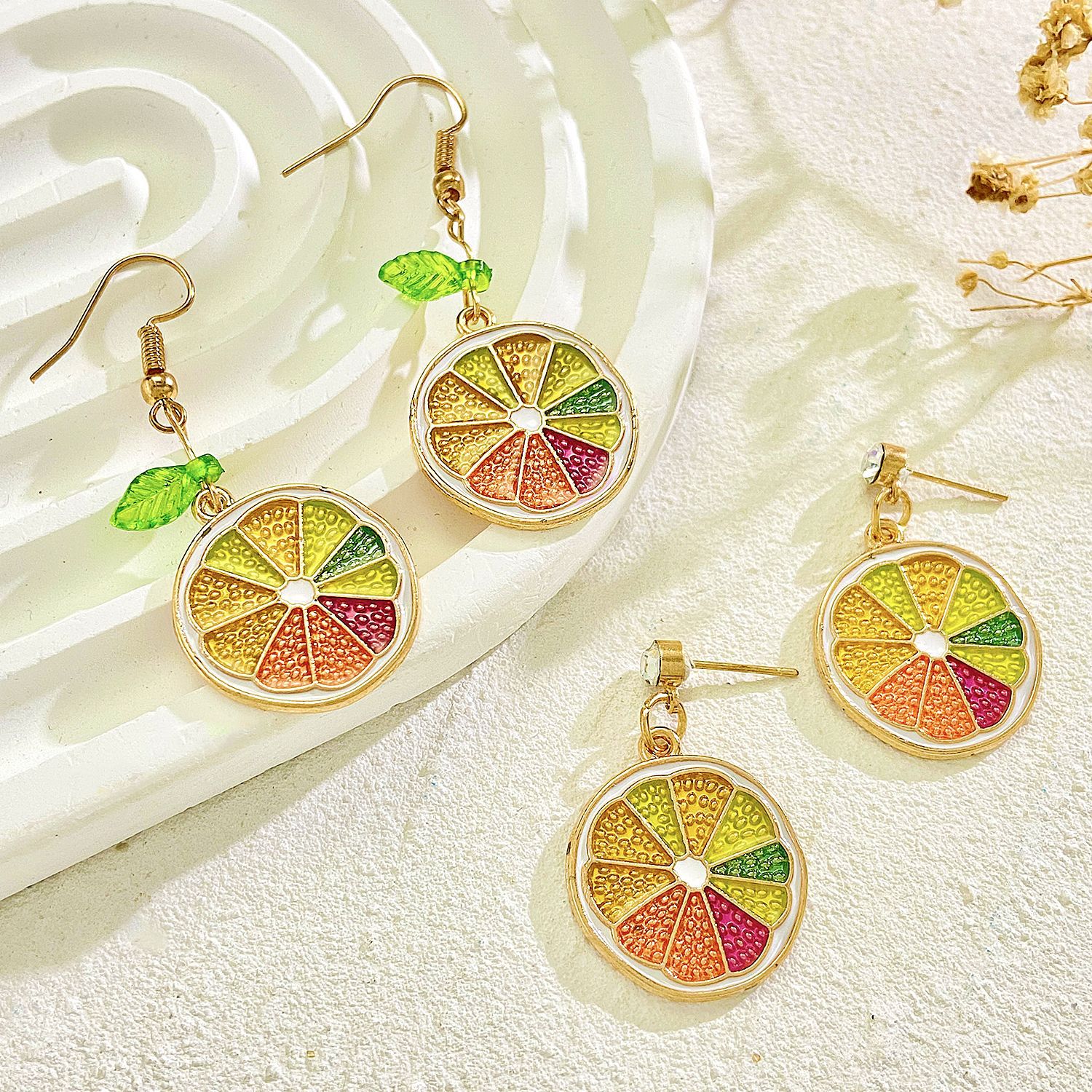 Forest-style fresh seven-color lemon earrings, women's creative simulation pomelo fruit stud earrings and pendants, ins style European and American earrings Specification drawing