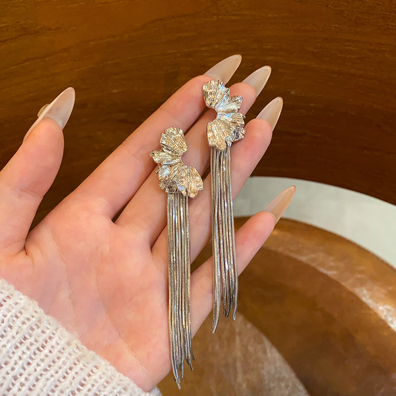 Korean-style silver high-end tassel earrings for women, light luxury and niche petal stud earrings, versatile and elegant long earrings and earrings details Picture
