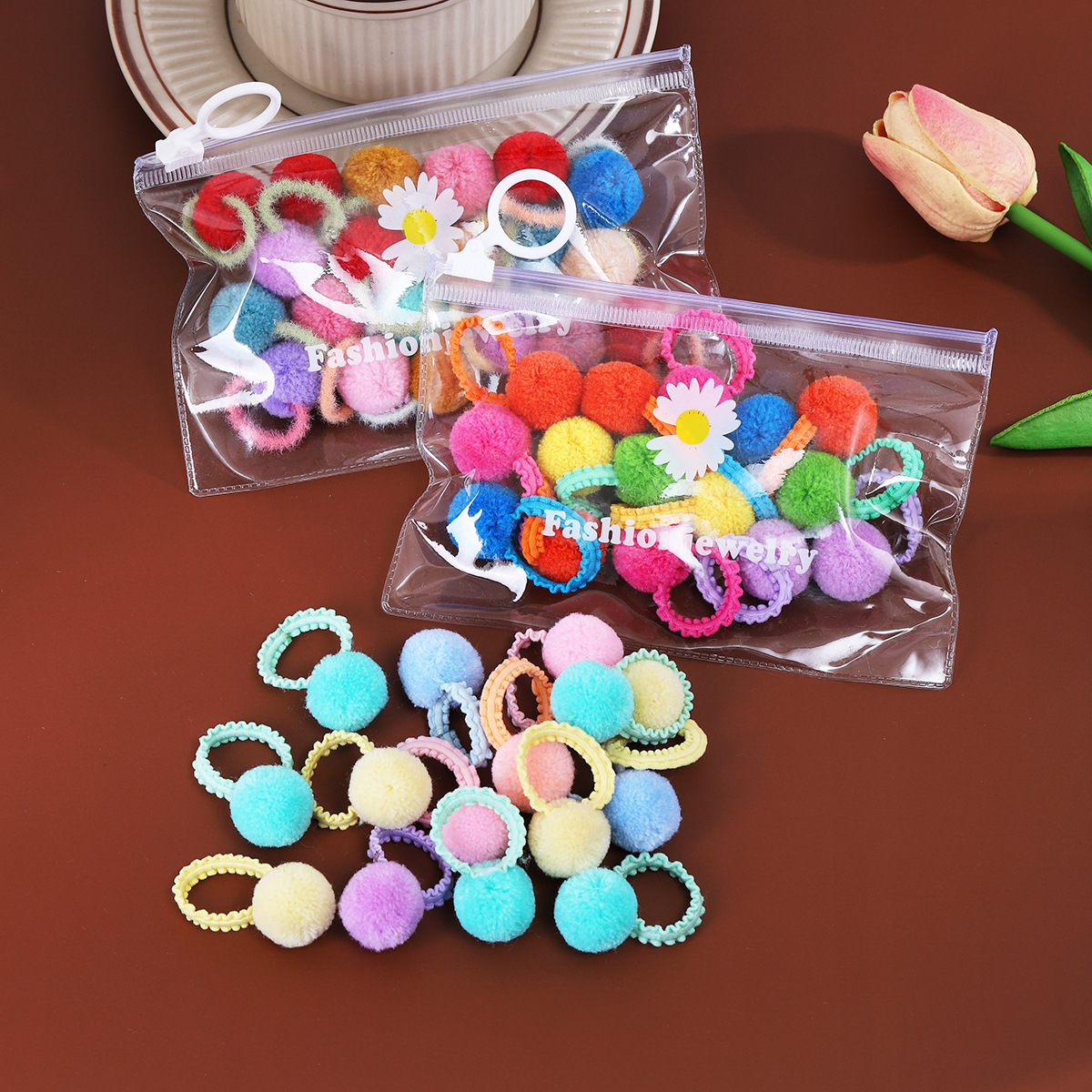 The new autumn and winter children's plush cartoon hair band, high-elasticity lace hair tie and cute rubber band won't damage girls' hair full figure