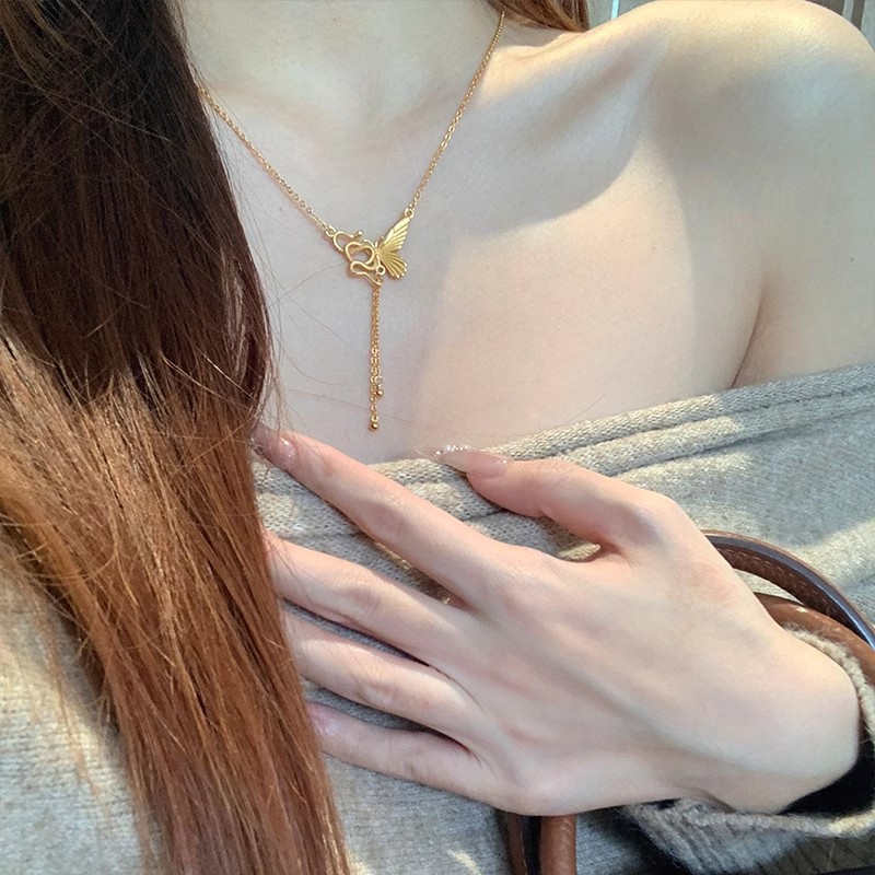 Snake and Butterfly ~ New Chinese-style snake Entwined butterfly pendant necklace, women's accessories, zodiac year collarbone chain, sweater chain Specification drawing