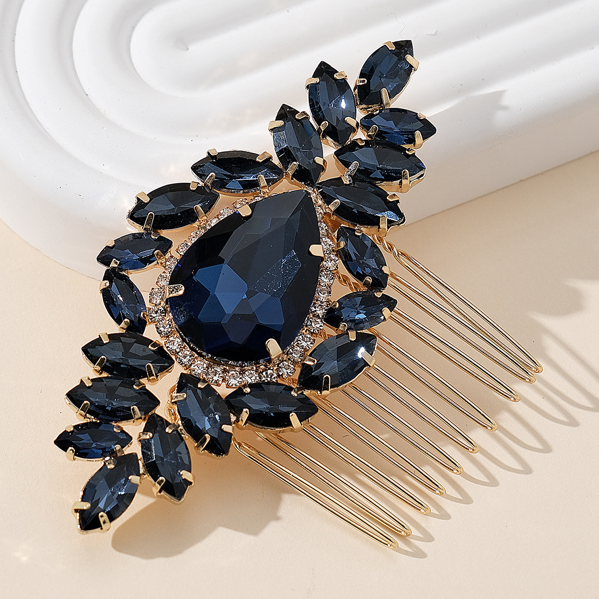 Cross-border ancient-style water diamond hair comb, wedding ball, retro diamond-encrusted hair accessory, wedding coil, hair accessory, bride's hair comb details Picture