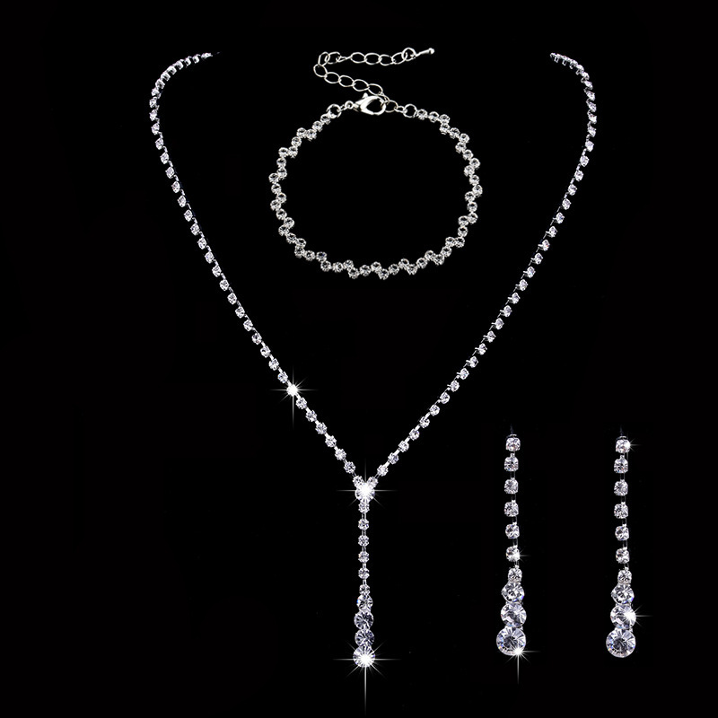 Jianla Accessories Factory directly supplies fashionable and high-end wedding photography accessories, earrings, necklaces and sets N6365 full figure