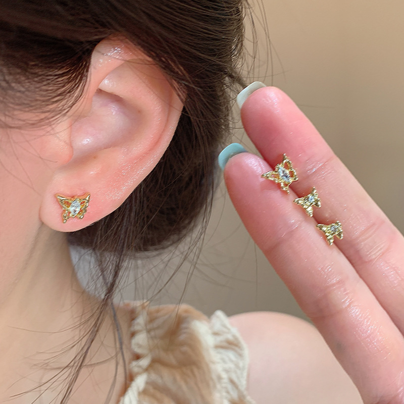 Golden diamond-encrusted butterfly set stud earrings for women, versatile and high-end style earrings, exquisite and small, internet-famous earrings wholesale details Picture