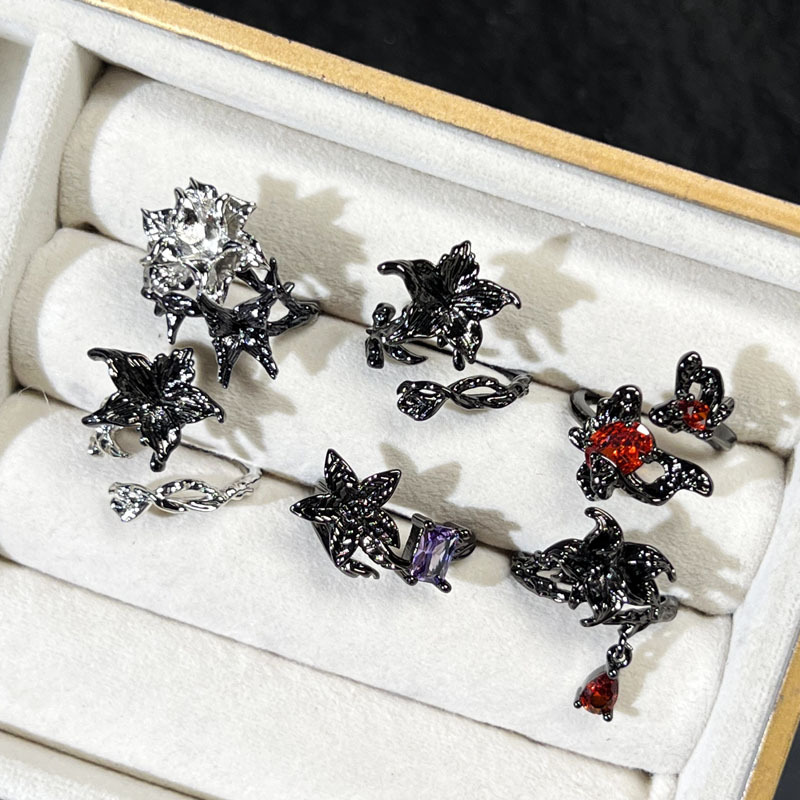Punk dark style mandala flower ring, neutral style, sweet and cool, spicy girl, irregular texture design sense ring trend Specification drawing