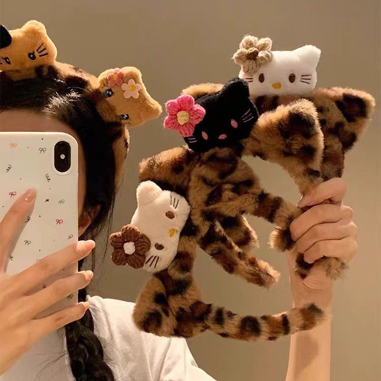 New cute Kitty cat ear leopard print plush hair band for autumn and winter, women's face washing and makeup headband, cartoon hair accessory full figure