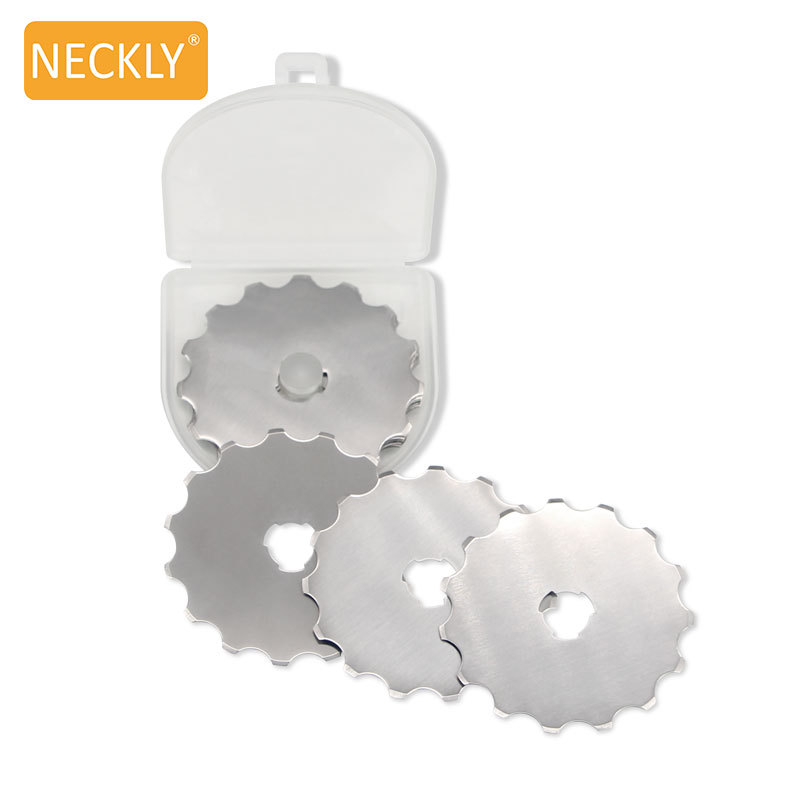 45mm round-toothed fabric cutting blade, dotted line fabric cutting blade, linear track cutting fabric cutting knife, small round-toothed knife details Picture