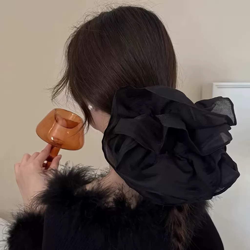 French-style oversized tulle, high-end and ethereal, large intestine hair band tied in a ponytail, white head with flowers, 2025 new style hair tie Specification drawing