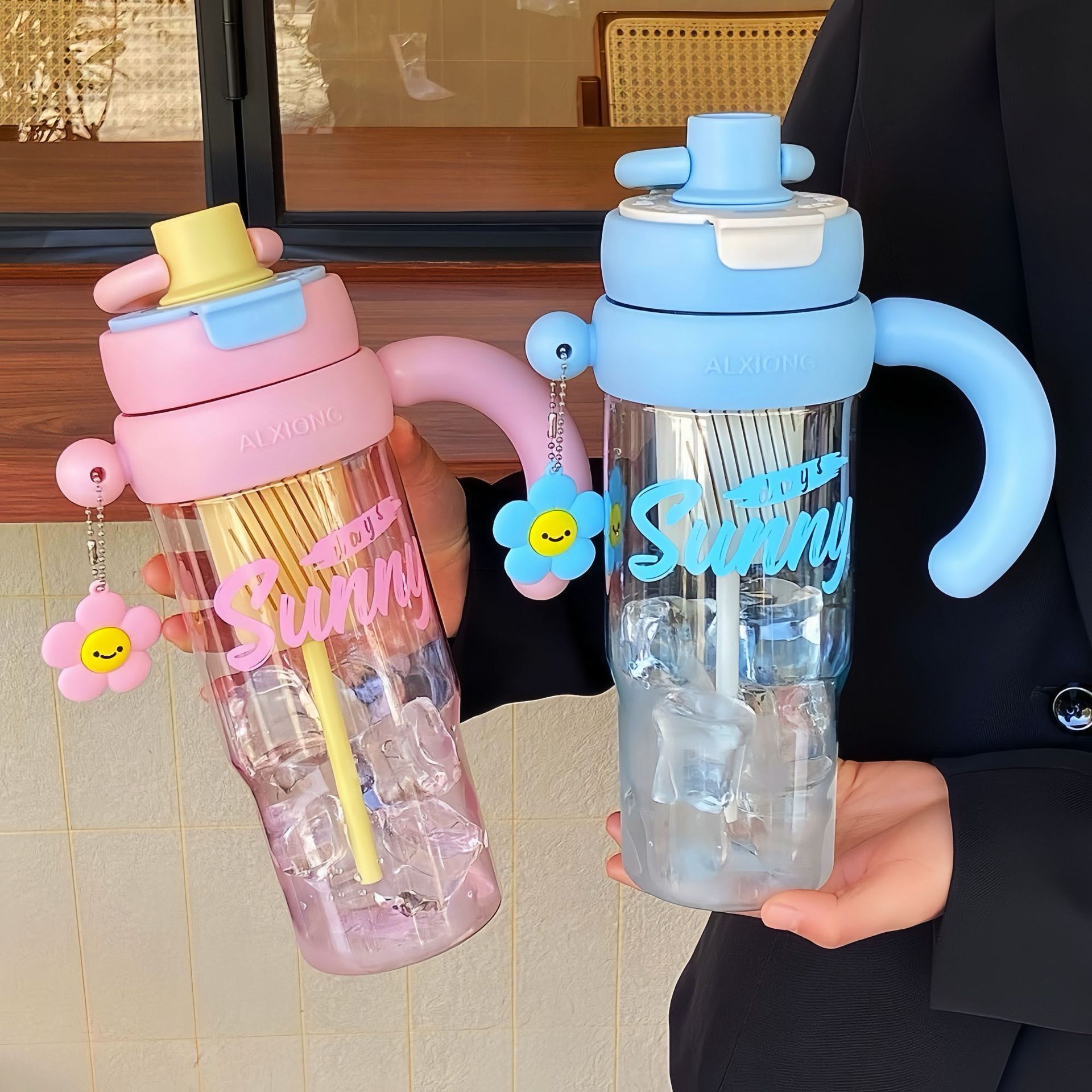 High appearance level summer ice King cup with handle, large-capacity girls' water cup, portable car double-drinking plastic straw cup full figure