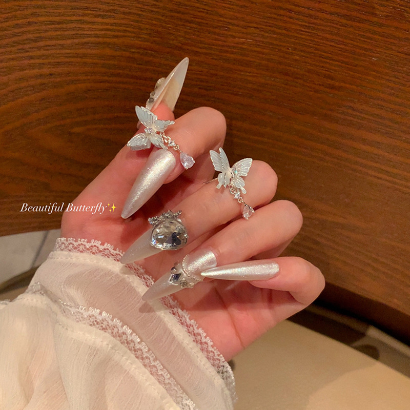 Summer super fairy butterfly zircon earrings, women's light luxury and high-end style, tassel stud earrings, unique and popular internet-famous earrings Specification drawing