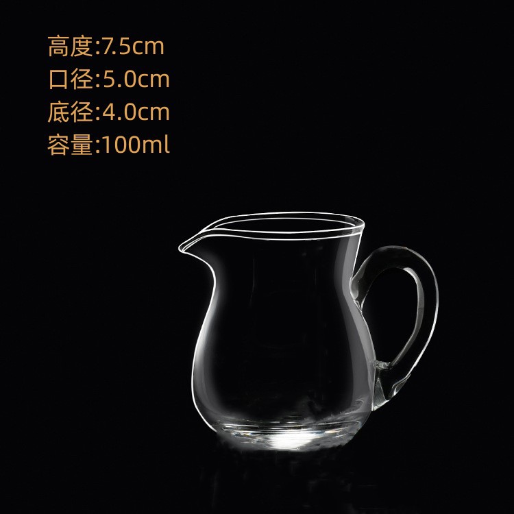 Thickened glass liquor divider, liquor pot with scale, foreign liquor, liquor divider pot, wine cup, small household liquor divider Application Scenario