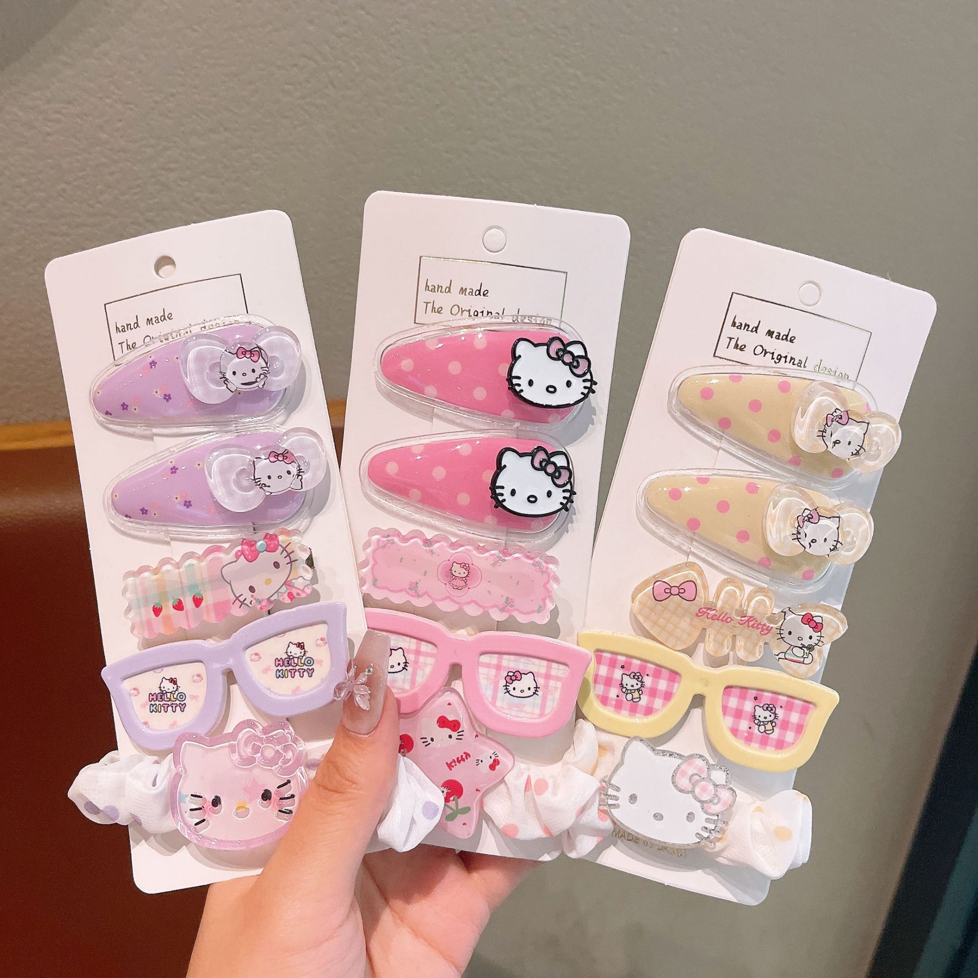 Sweet and cute checkered Sanrio small glasses hair clip, cartoon high appearance level, girlish heart side clip hair clip, hair accessory clip Specification drawing