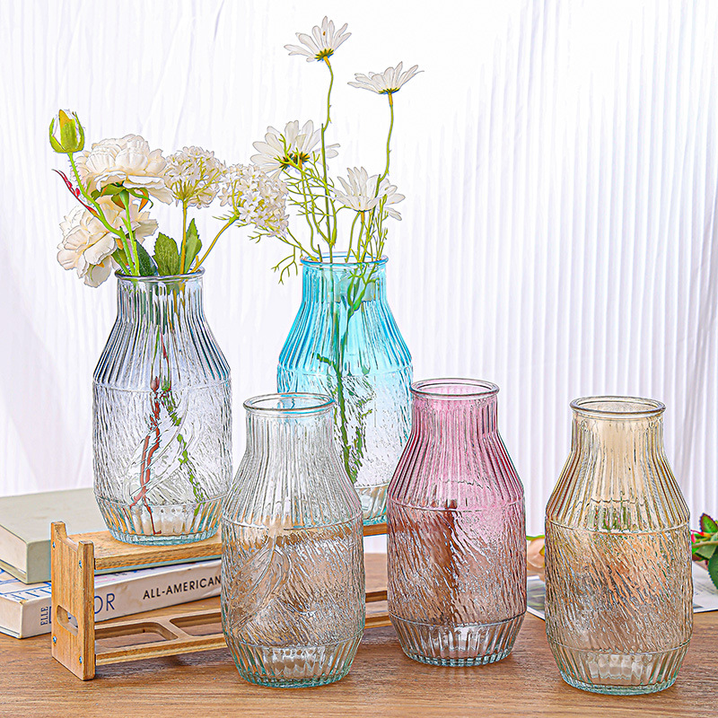 Nordic light luxury Ins-style glass vases, popular transparent living room home decoration ornaments manufacturer wholesale vases full figure