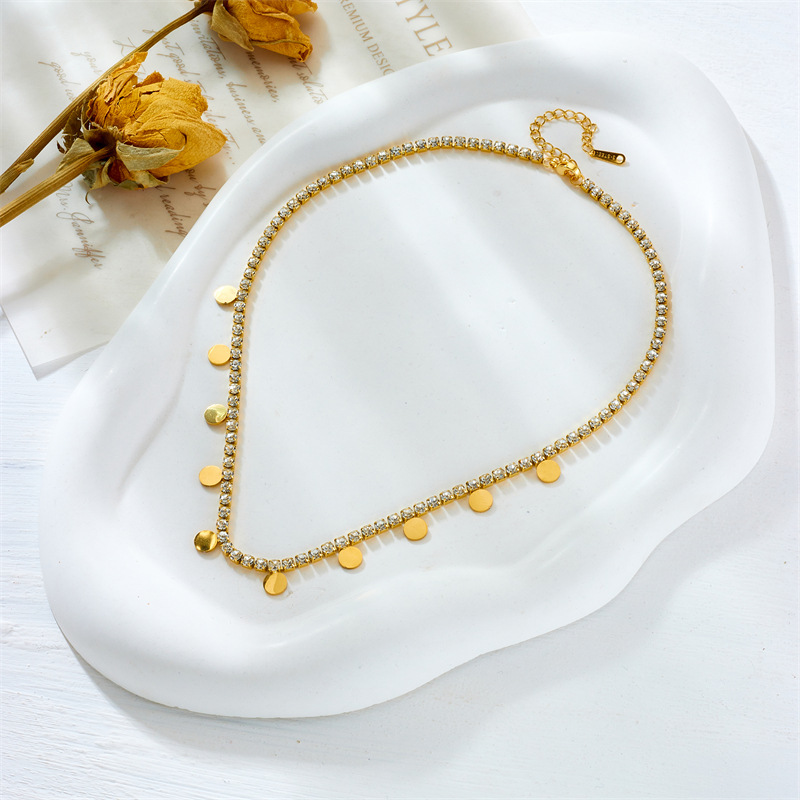 A fashionable, light luxury and high-end diamond-encrusted chain, smooth round piece pendant, titanium steel collarbone chain necklace that does not fade Specification drawing