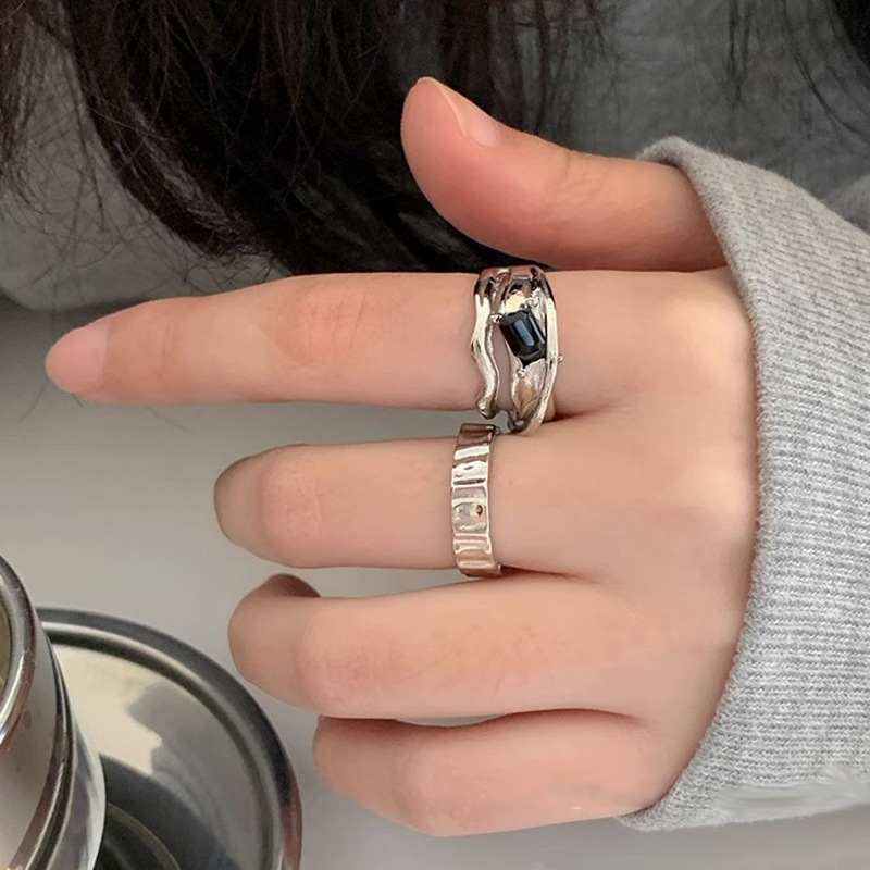 Cold and simple geometric, sweet and cool ring, niche design, high-end sense, index finger ring, light luxury style, open ring full figure