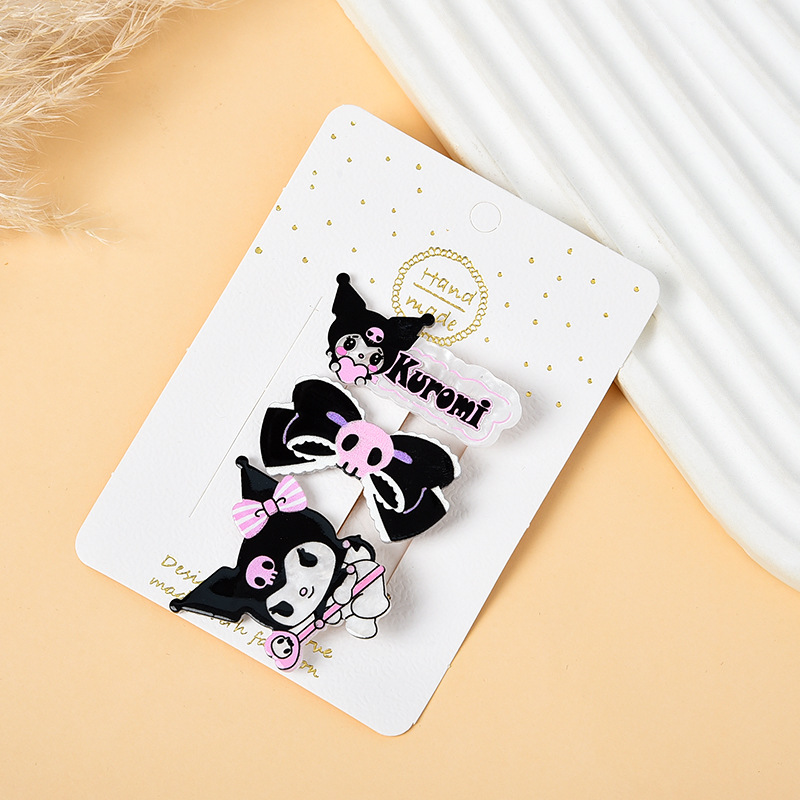 Sanrio's new children's hair clips, cute bangs clips, three-piece set, cartoon duckbill clips, girls' hair accessories Application Scenario