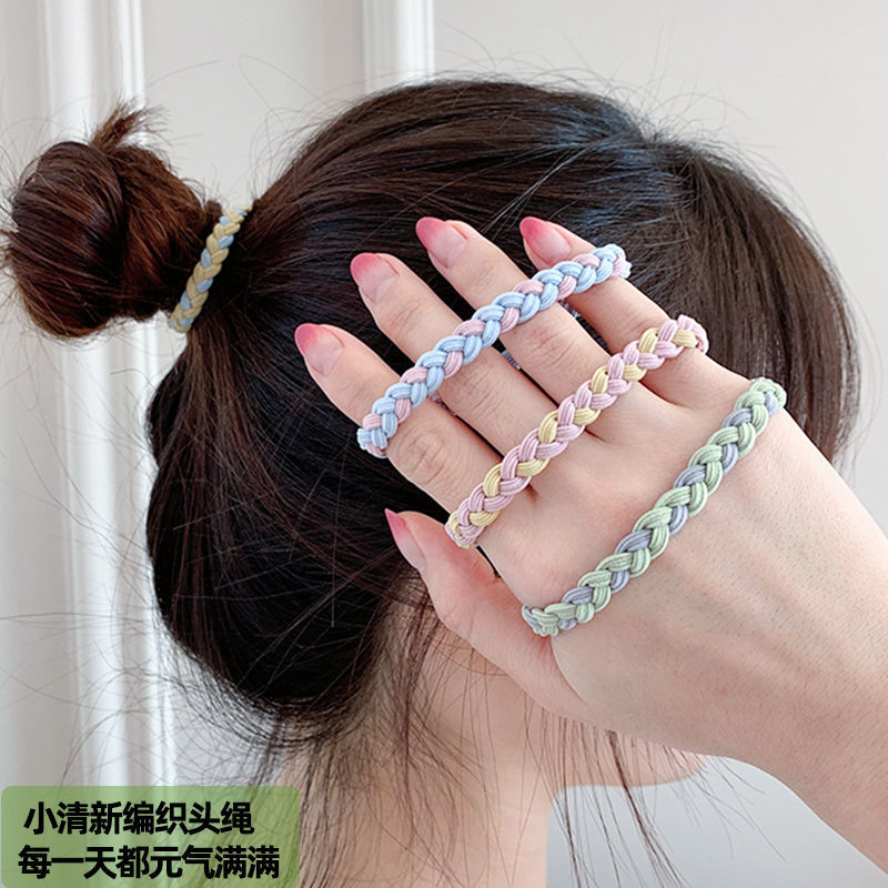 Wholesale of leather bands, hair ties and hair bands. Simple woven hair ties with high elasticity and high ponytail. Summer hair ties and bracelets that don't tighten the head Application Scenario
