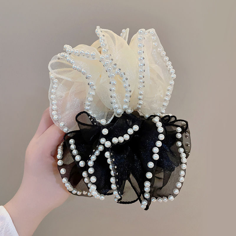 High-end and elegant bubble claw clip, new pearl cloud hair clip, large hair volume, shark clip at the back of the head accessory details Picture