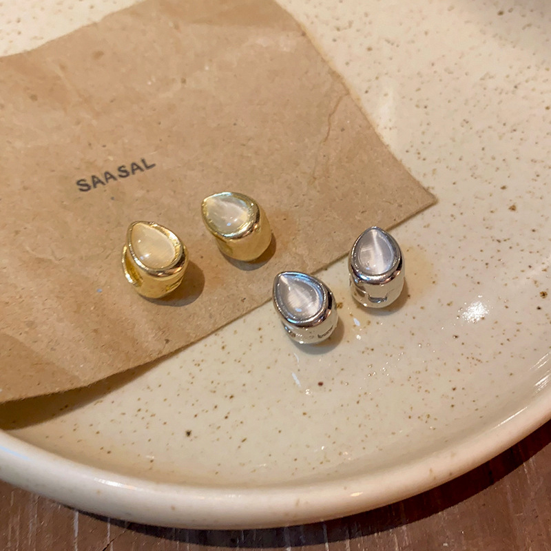 Instags-style simple double-sided teardrop ear buckle women's 2024 new best-selling, niche and light luxury earrings and commuter earrings wholesale Specification drawing