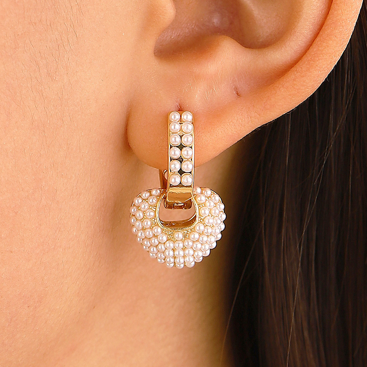 European and American simple pearl heart-shaped ear buckles, ins niche light luxury forest-themed long tassel earrings, new earrings wholesale Specification drawing