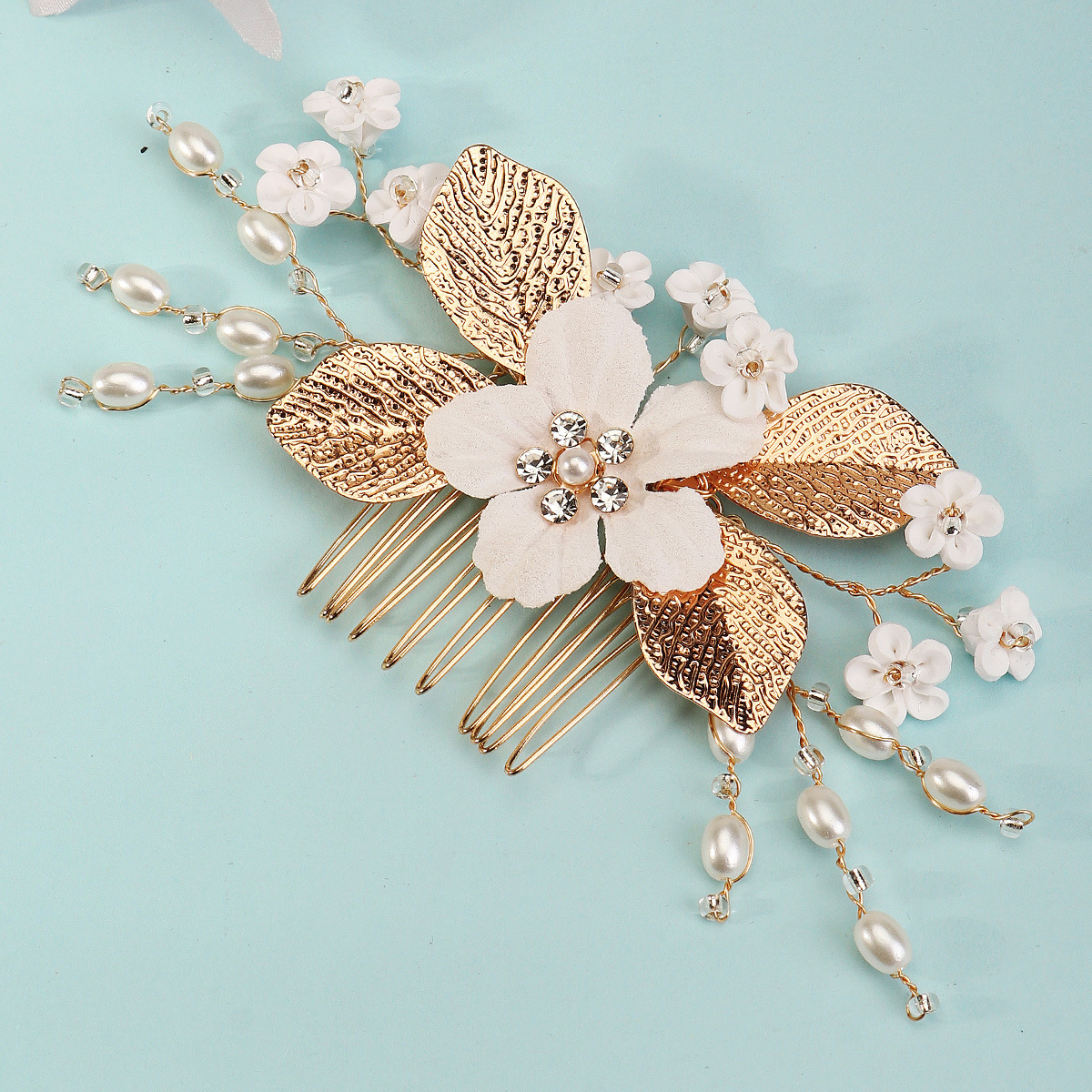 European and American cross-border bride headwear, hair bun, hair comb, wedding party, wedding dress, photo shoot, hair accessory, white soft clay flower hair comb Specification drawing