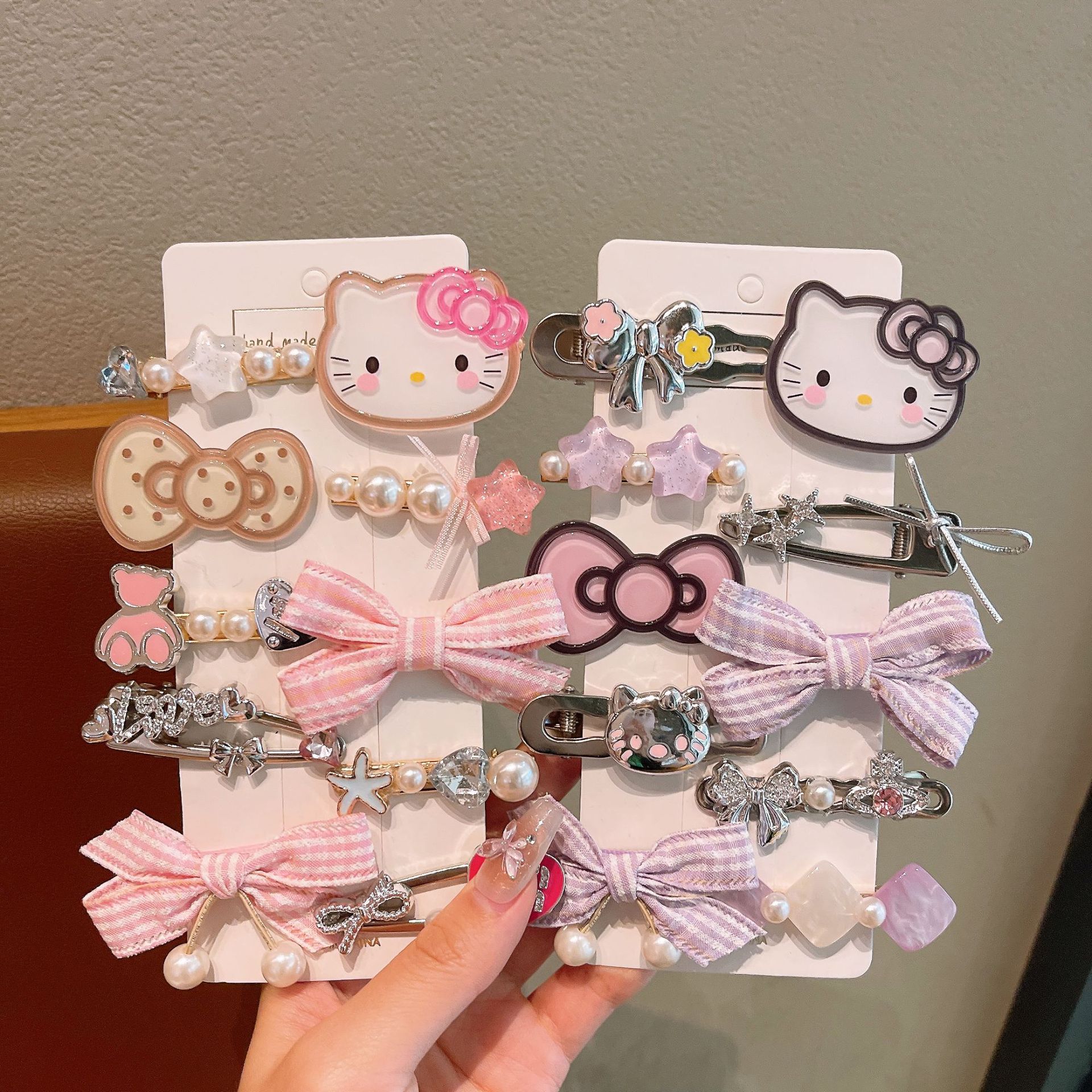 Children's cartoon bow hair clips, pearl water diamond bangs, hair accessories, crown princess side hair clips, girl top clips, girl Specification drawing