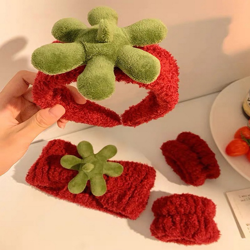 Cute red strawberry plush face wash hair band, women's mask headband, makeup special hair tie, hair band and hair bundle Application Scenario