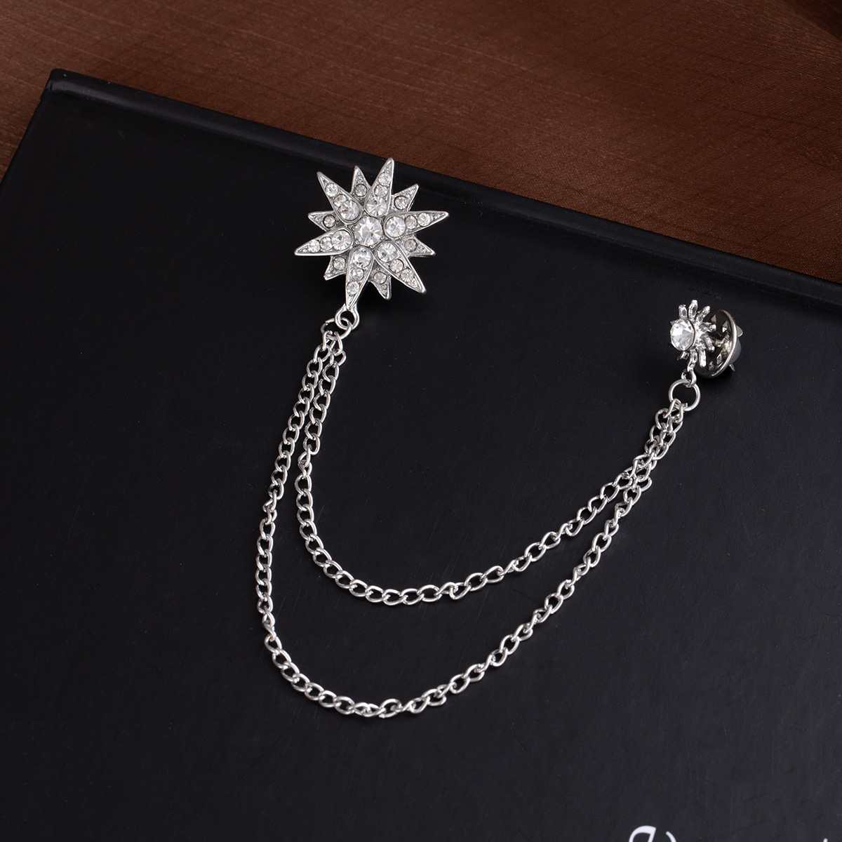 New Korean style fashion, simple and elegant, diamond-encrusted hexagonal star brooch, collar pin, shirt collar button, collar chain accessory Specification drawing