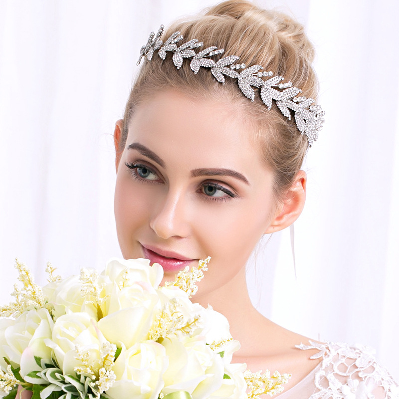 New high-end bride headwear from Europe and America, luxurious rhinestone leaf bride hairband, women's banquet wedding dress and evening gown hair accessories details Picture