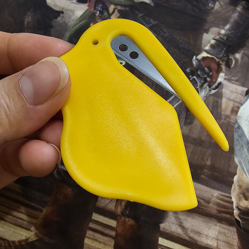 Cross-border multi-functional plastic mini box opening knife, rope cutting and sealing, express packaging film opening knife, portable box opening knife full figure