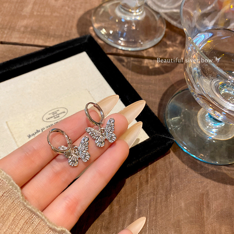 Korean bestsellers, niche and high-end butterfly ear studs, women's small, exquisite, versatile and elegant ear studs, internet-famous earrings full figure
