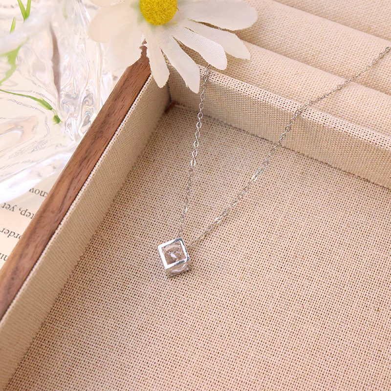 Three-dimensional square exquisite zircon pendant titanium steel necklace, a unique and high-end feminine charm, a fashionable collarbone chain accessory details Picture