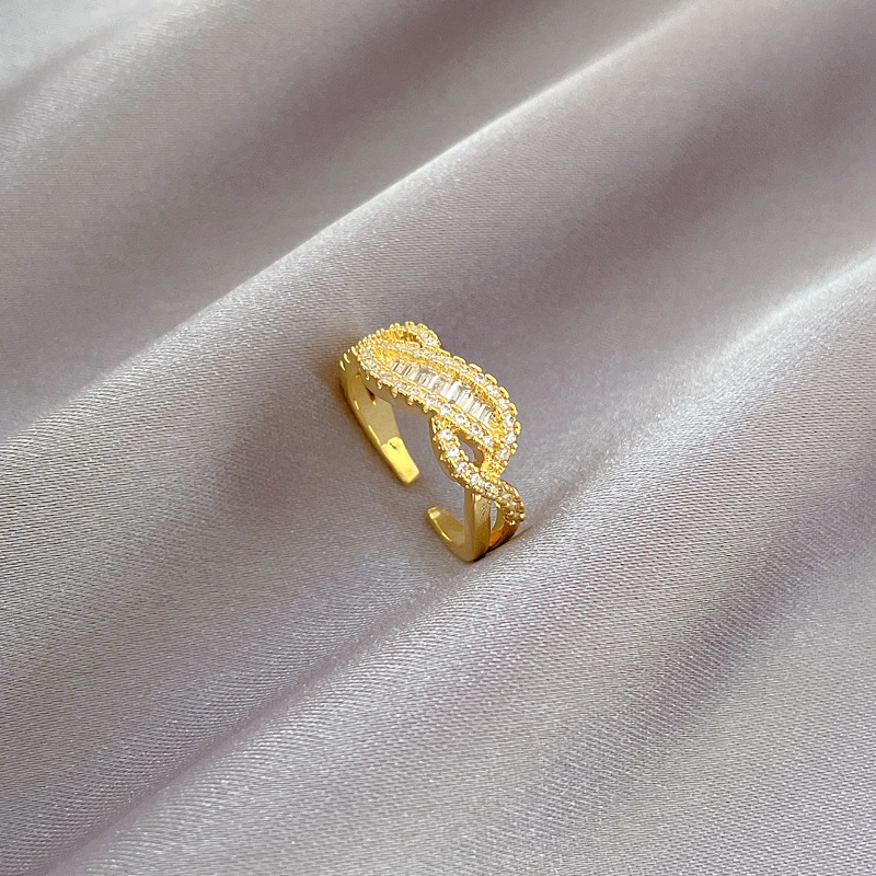 【 Real Gold 】 Cross-wound fashionable ring with adjustable opening, simple Japanese-style bracelet, couple rings Specification drawing