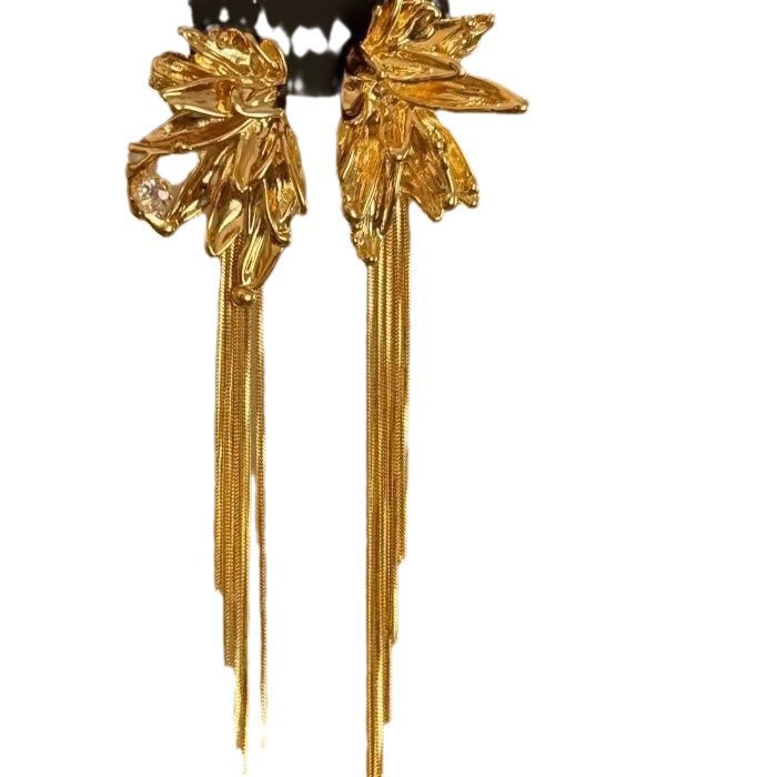 Moonlit night gilded metallic petal tassel earrings, high-end and elegant earrings for women, grand and unique stud earrings paired with evening gowns Item Picture