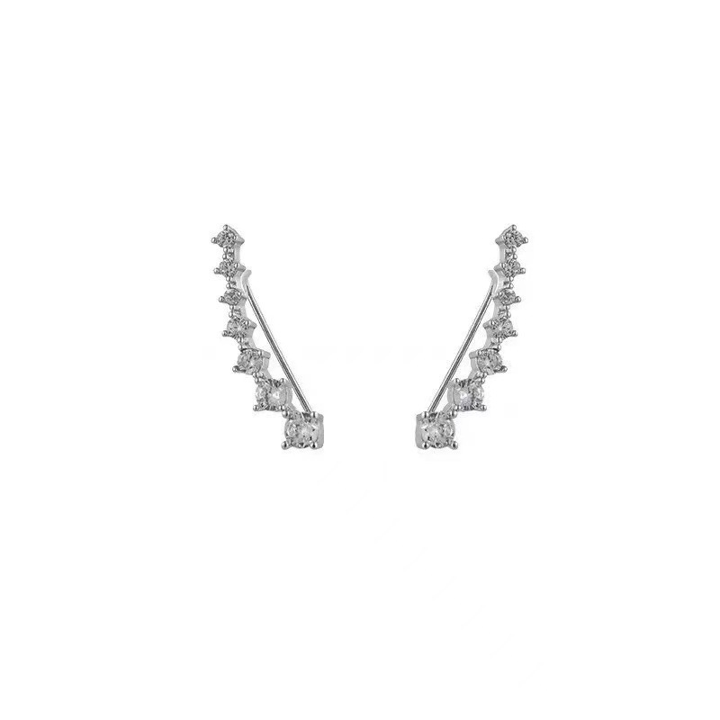 The Sparkling Diamond elegant arc-shaped ear stud is a new bestseller for women in 2025. It features a niche design and a high-end feel, making it a trendy ear accessory Item Picture