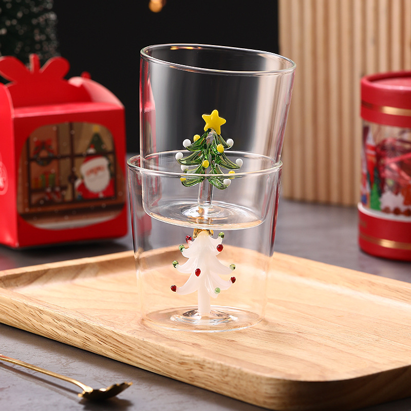 Cross-border new products: Three-dimensional shaped glass cups, Christmas festival souvenirs, water cups, high borosilicate breakfast cups, coffee cups Specification drawing
