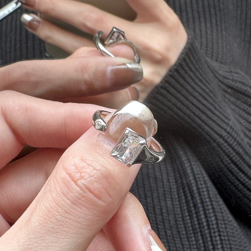 Simple square diamond zircon asymmetrical open ring for women, a niche, light luxury, exquisite and unique style, versatile ring, trendy and cool Application Scenario