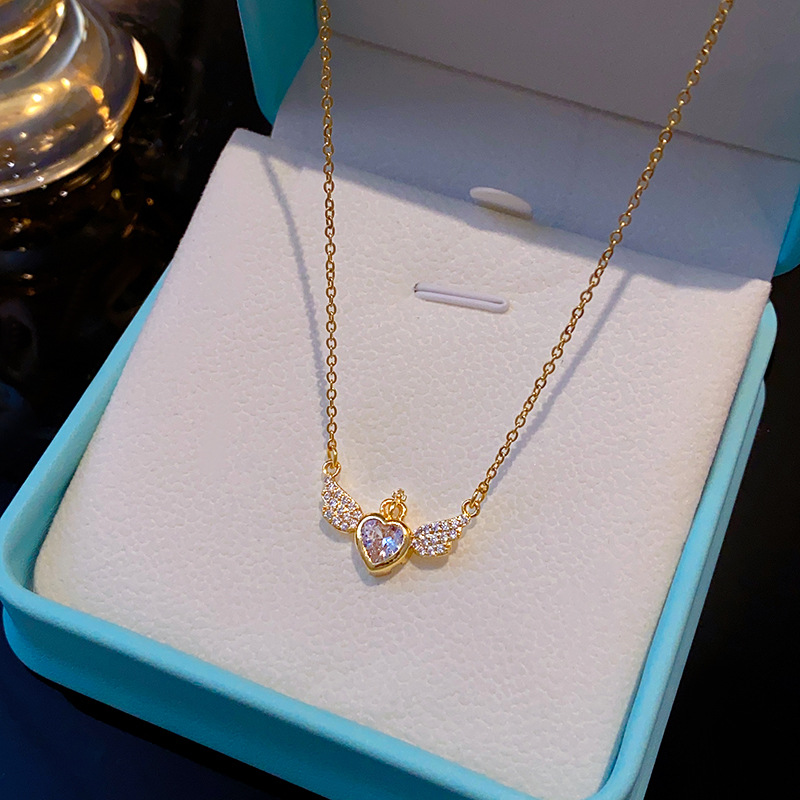 Wholesale of genuine gold electroplated angel wing crown heart-shaped necklace with a unique design sense for women, full diamond wing pendant jewelry Specification drawing