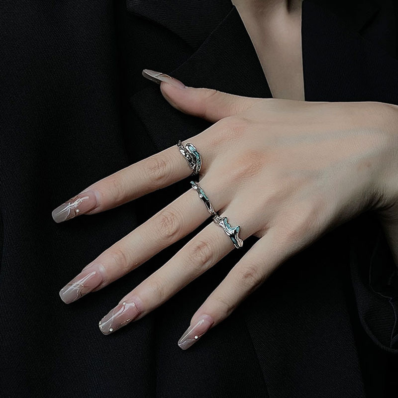 Cool and unique, light luxury mint-colored glazed open ring, a niche design for women, an Instagram cold style quality food ring Specification drawing