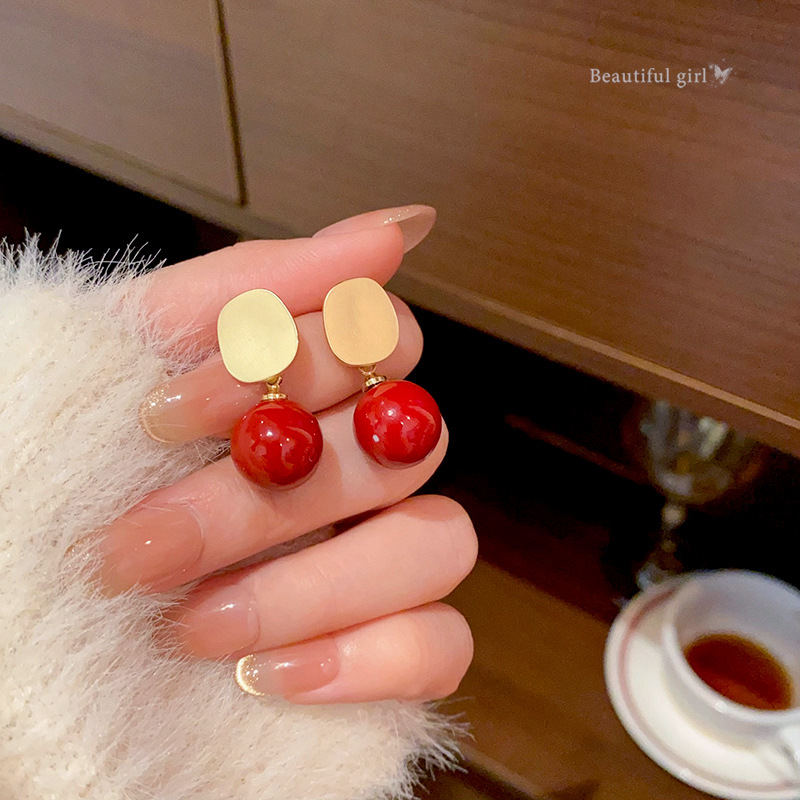 Ankela Red round pearl Stud earrings for Women's unique retro style 2025 Autumn/Winter High-end New Year earrings wholesale full figure