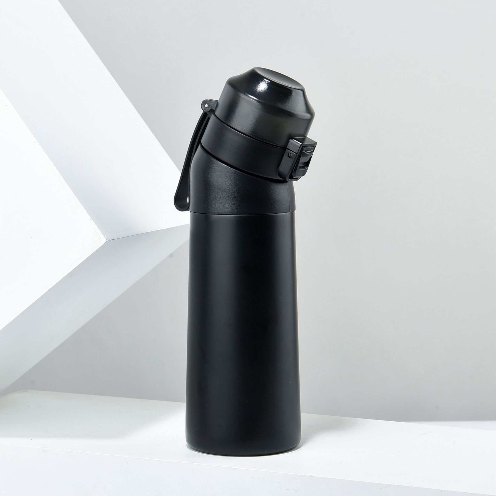 Amazon's new 304 stainless steel playful insulated cup 650ML portable straw bouncing cup Outdoor scented cup Item Picture