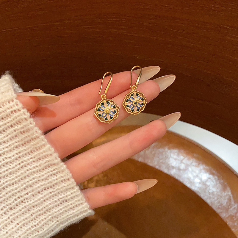 Monet Garden French retro glazed flower ear hook women's high-end earrings, elegant and atmospheric earrings and earrings full figure
