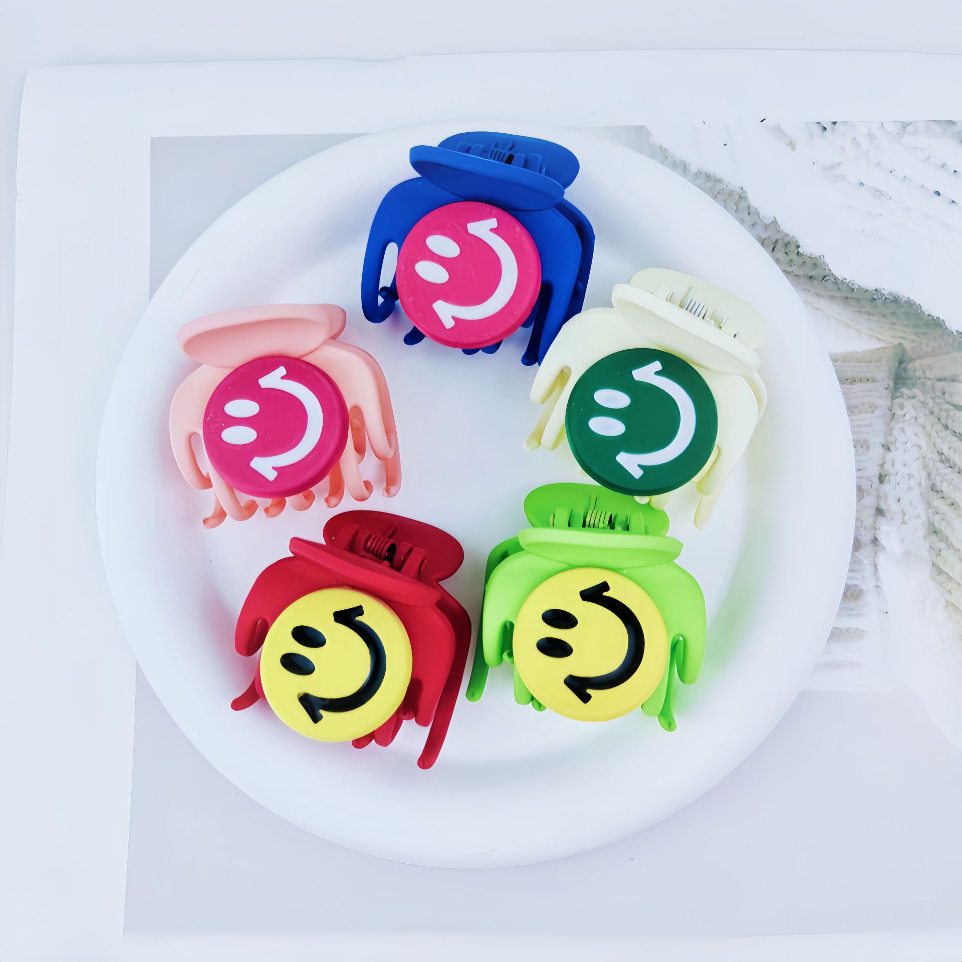 Baby's cute smiling face high ponytail clip children's hair clip headwear 2023 new dopamine Little girl grab clip hair accessory full figure