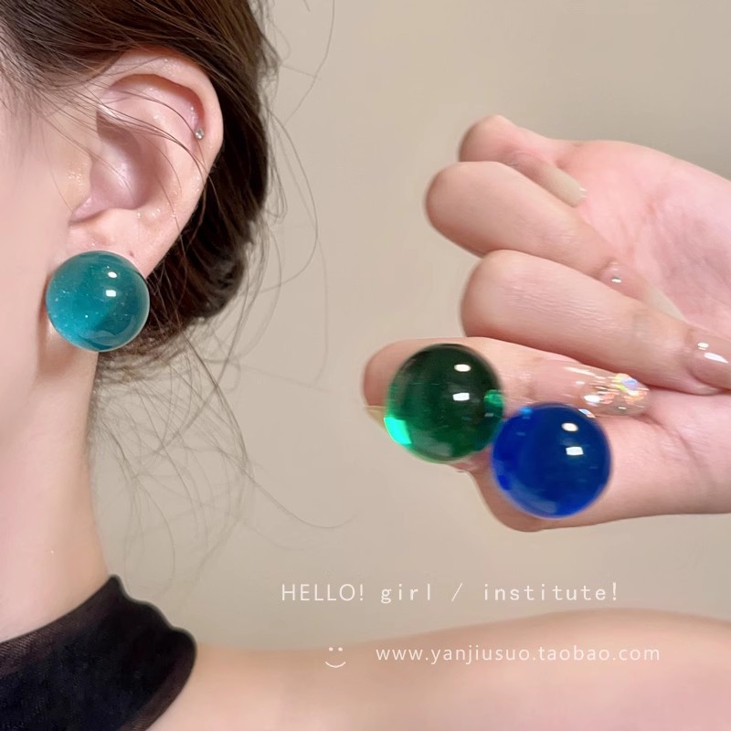 Dopamine colored transparent resin round bead ear studs, light luxury, niche, simple and versatile, elegant geometric ear stud earrings details Picture
