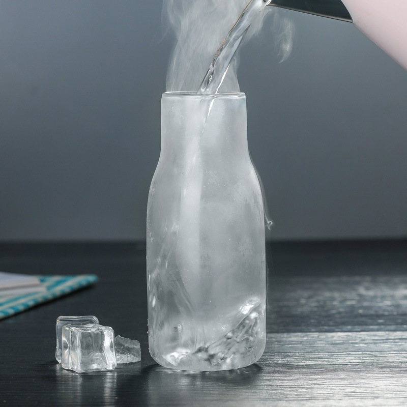 Wholesale tea cans, wooden stopper LIDS, high borosilicate glass transparent sealed cans, coffee kitchen organizing and storage bottles Application Scenario