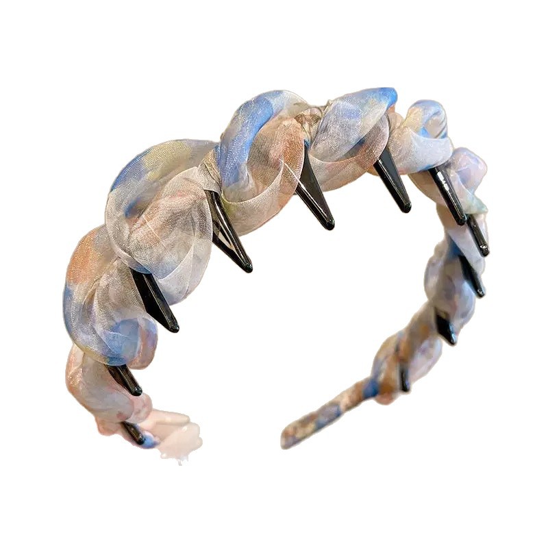 French-style fringed mesh hair band with teeth is a versatile high-top voluminous headband for women. It can be worn on both sides with hair clips, hair ties and hair accessories Item Picture